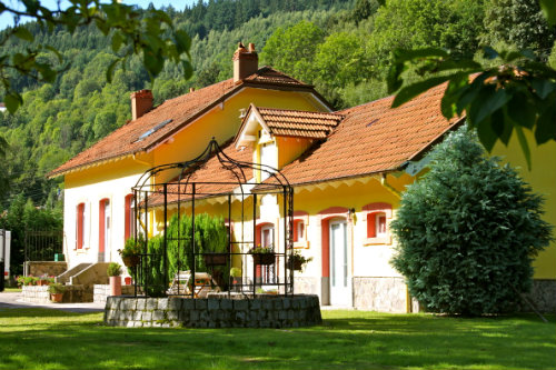 Gite  Plainfaing pour  8 •   avec terrasse 