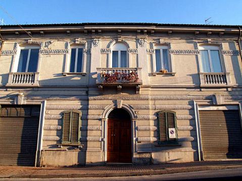 Sulmona -    animaux accepts (chien, chat...) 