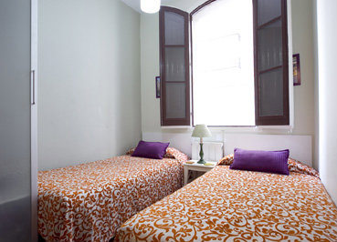 Flat in Barcelona - Vacation, holiday rental ad # 29283 Picture #1 thumbnail