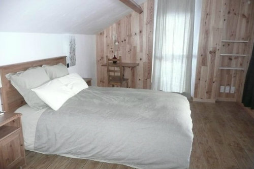 Chalet  Aiguilles pour  8 •   2 toiles 