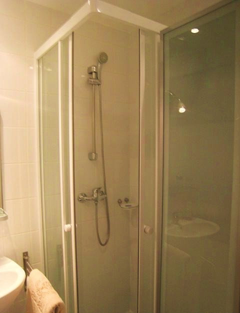 Studio in Paris - Vacation, holiday rental ad # 29517 Picture #5