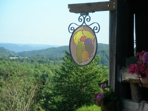 Chambre d'htes  Vertolaye pour  10 •   avec terrasse 