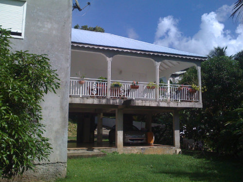 Maison  Gosier pour  10 •   avec balcon 