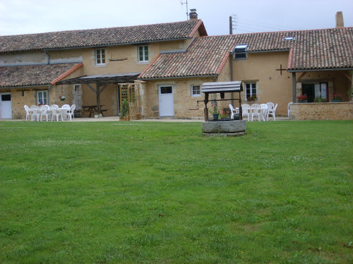 Gite Lusignan - 8 personnes - location vacances