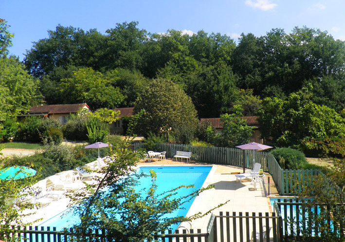 Gite Thenon - 6 personnes - location vacances