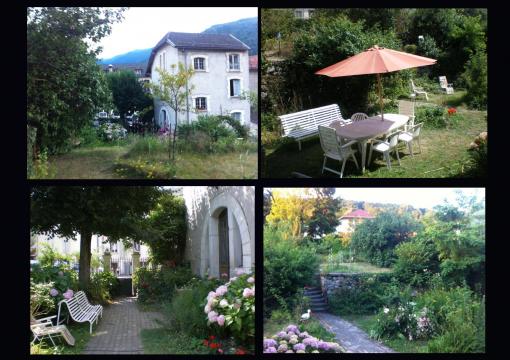Flat in Ax les thermes for   7 •   animals accepted (dog, pet...) 