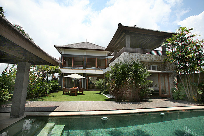 House in Tabanan for   6 •   view on sea 