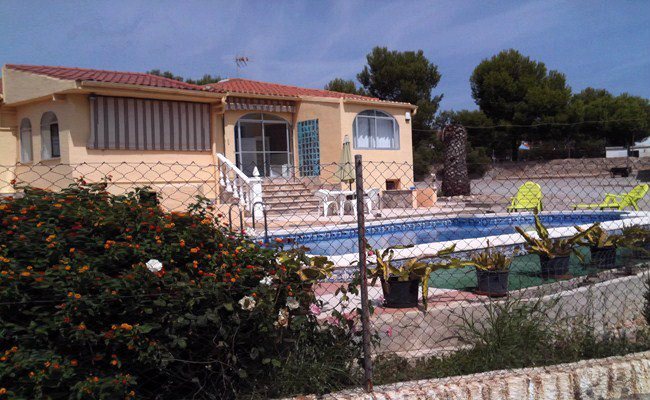 Casa en Algorfa para  6 •   vista al mar 