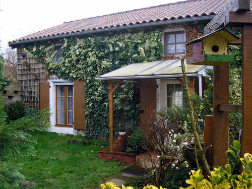 Huis in Queaux (86) voor  4 •   tuin 