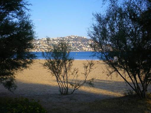 House in Roses - Vacation, holiday rental ad # 31226 Picture #0