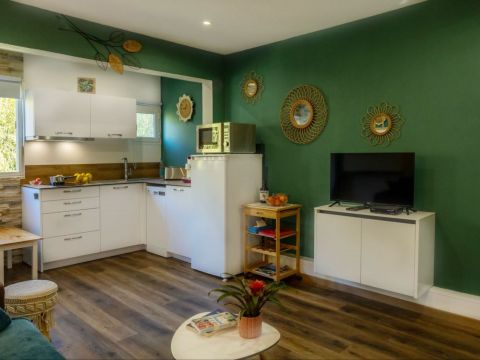 Studio (miss) Calvi - Ilmoituksen yksityiskohdat:31409 Kuva nro1