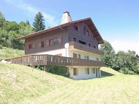 Chalet  Saint-gervais-les-bains pour  19 •   avec balcon 