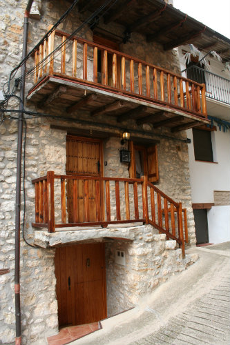 Casa rural en La pobla de benifassa-castellon- para  2 •   animales aceptados (perro, gato...) 