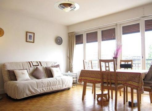 Chalet in Marseille - Vacation, holiday rental ad # 32819 Picture #0 thumbnail