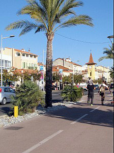 Appartement in Cagnes sur mer voor  4 •   uitzicht op zee 