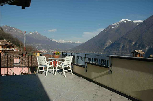 Flat in Cima di Porlezza - Vacation, holiday rental ad # 33083 Picture #0