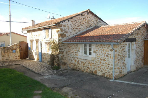 Haus in La rochefoucauld fr  5 •   mit Terrasse 