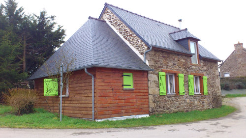 Maison  Dinan ,bourseul pour  6 •   2 chambres 