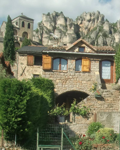 Haus in Mostujouls fr  4 •   Privat Parkplatz 