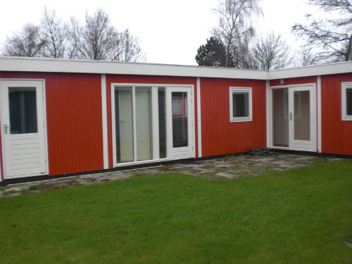 Chalet in Andijk voor  4 •   met zwembad in complex 