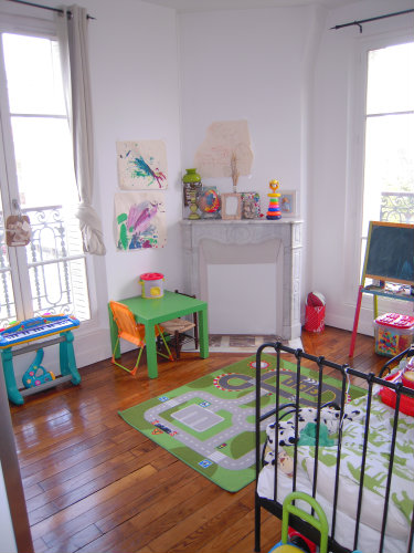 Flat in Paris 15eme - Vacation, holiday rental ad # 34266 Picture #2 thumbnail