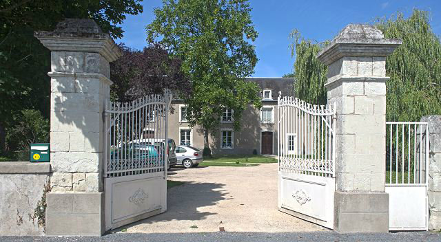 Chambre d'hôtes à Vouneuil sur vienne - Location vacances, location saisonnière n°34367 Photo n°2 thumbnail
