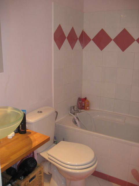 Flat in La garde - Vacation, holiday rental ad # 34408 Picture #2