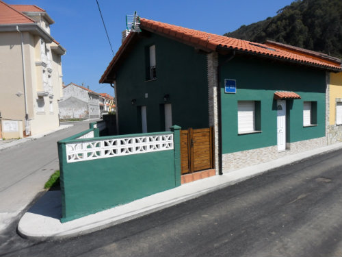 House in San juan de la arena for   6 •   animals accepted (dog, pet...) 