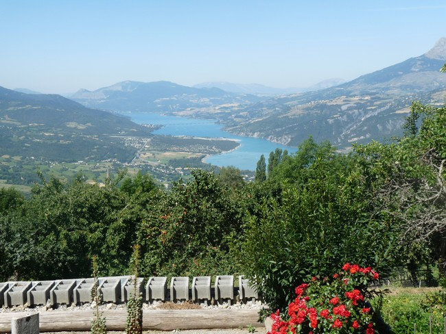 Gite  Embrun / gte coup de coeur pour  4 •   vue sur lac 