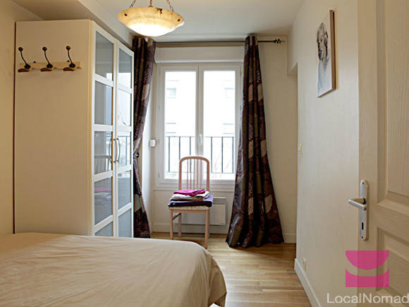 Flat in Paris - Vacation, holiday rental ad # 35068 Picture #14 thumbnail