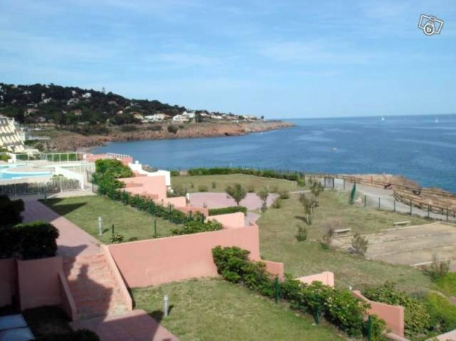 Appartement in Ste fr  4 •   Aussicht aufs Meer 