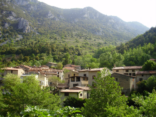 House in St martin lys for   4 •   with terrace 