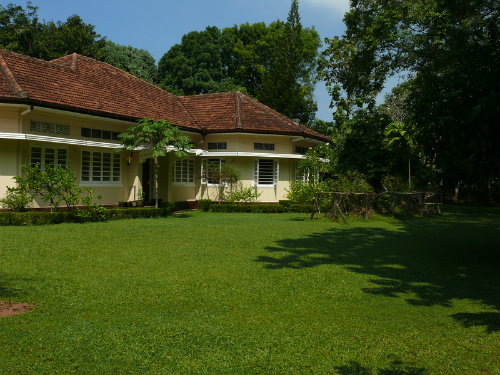 Haus in Dehiwala fr  12 •   5 Schlafzimmer 