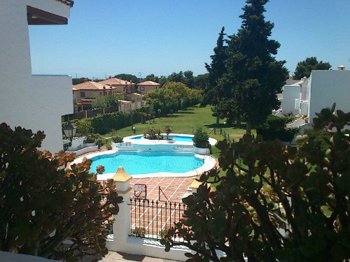 Flat in El puerto de santa mara for   5 •   with shared pool 