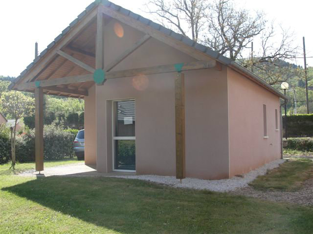 Chalet in St gniez d'olt for   6 •   with shared pool 