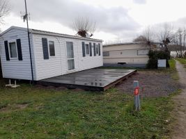 Mobil-home  Holving pour  4 •   vue sur lac 