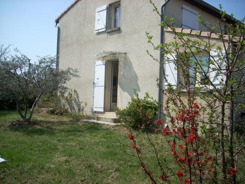 Maison  Aubenas pour  6 •   avec balcon 