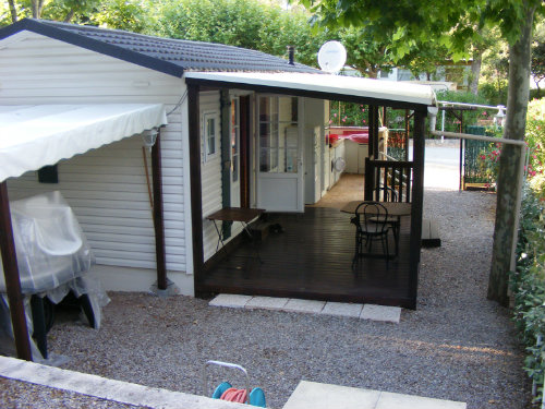 Mobil-home  Frejus pour  4 •   parking priv 