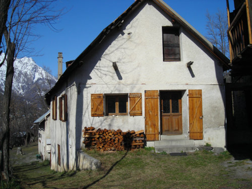 Maison  Monetier-les-bains pour  22 •   jardin 