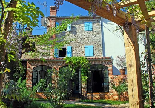 House in Porec for   5 •   private parking 