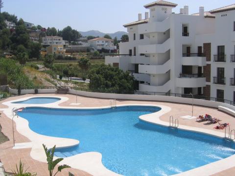 Flat in La herradura for   4 •   with terrace 