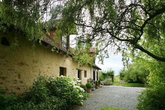 Maison  Fouger pour  12 •   animaux accepts (chien, chat...) 
