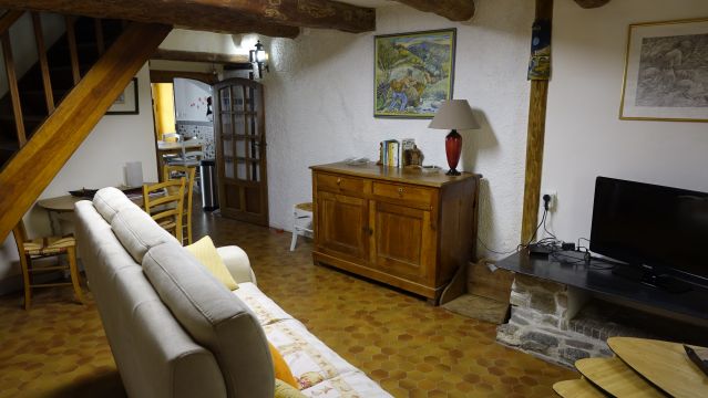 Gite in Lavoûte-Chilhac - Vacation, holiday rental ad # 37442 Picture #2 thumbnail