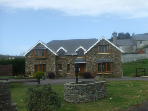 Bed and Breakfast in Rosscarbery for   12 •   garden 