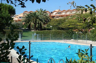 Flat in Antibes - Vacation, holiday rental ad # 37530 Picture #11