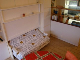 Flat in Antibes - Vacation, holiday rental ad # 37530 Picture #4