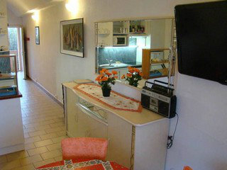 Flat in Antibes - Vacation, holiday rental ad # 37530 Picture #5