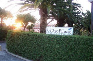 Flat in Antibes - Vacation, holiday rental ad # 37530 Picture #9 thumbnail