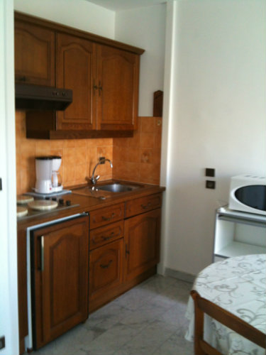 Studio in Nice - Vacation, holiday rental ad # 37546 Picture #1 thumbnail