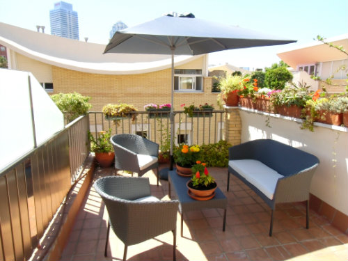 Haus in Barcelone fr  6 •   Privat Parkplatz 